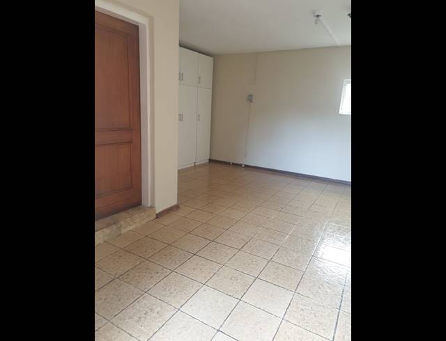 1 bed property to rent in SAVOY ESTATE